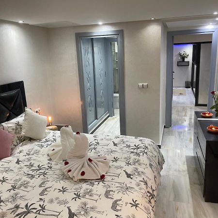 Appartement En Duplex Avec 3 Chambres Haut Standing Gueliz Marrakech Маракеш Екстериор снимка